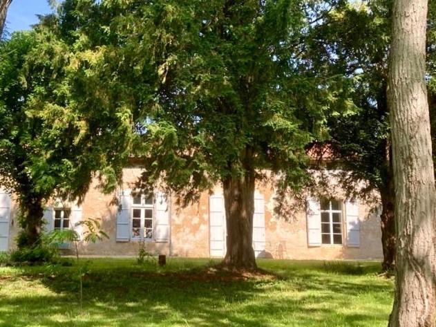 Rural Retreat Διαμέρισμα Feuillade Εξωτερικό φωτογραφία